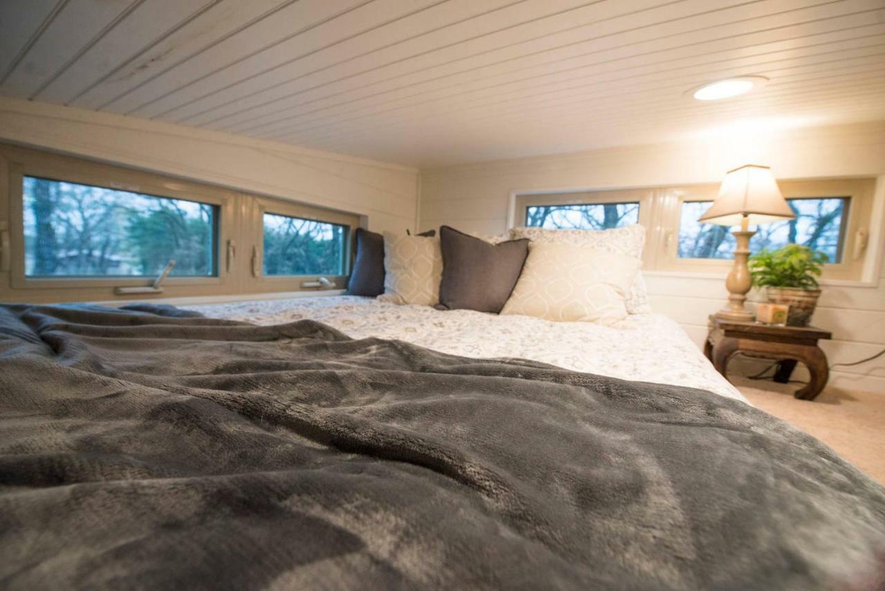 Вилла Montana Escape Elegant Tiny House In Waco Near Magnolia Экстерьер фото