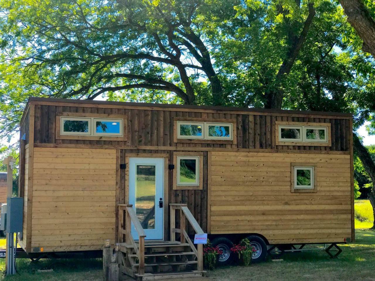 Вилла Montana Escape Elegant Tiny House In Waco Near Magnolia Экстерьер фото