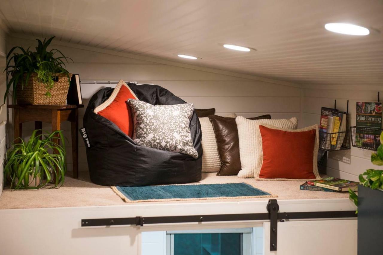 Вилла Montana Escape Elegant Tiny House In Waco Near Magnolia Экстерьер фото